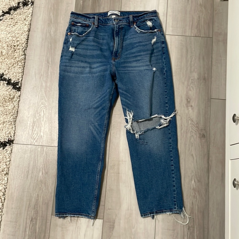 Ultra High rise ankle strait Abercombie & fitch jeans